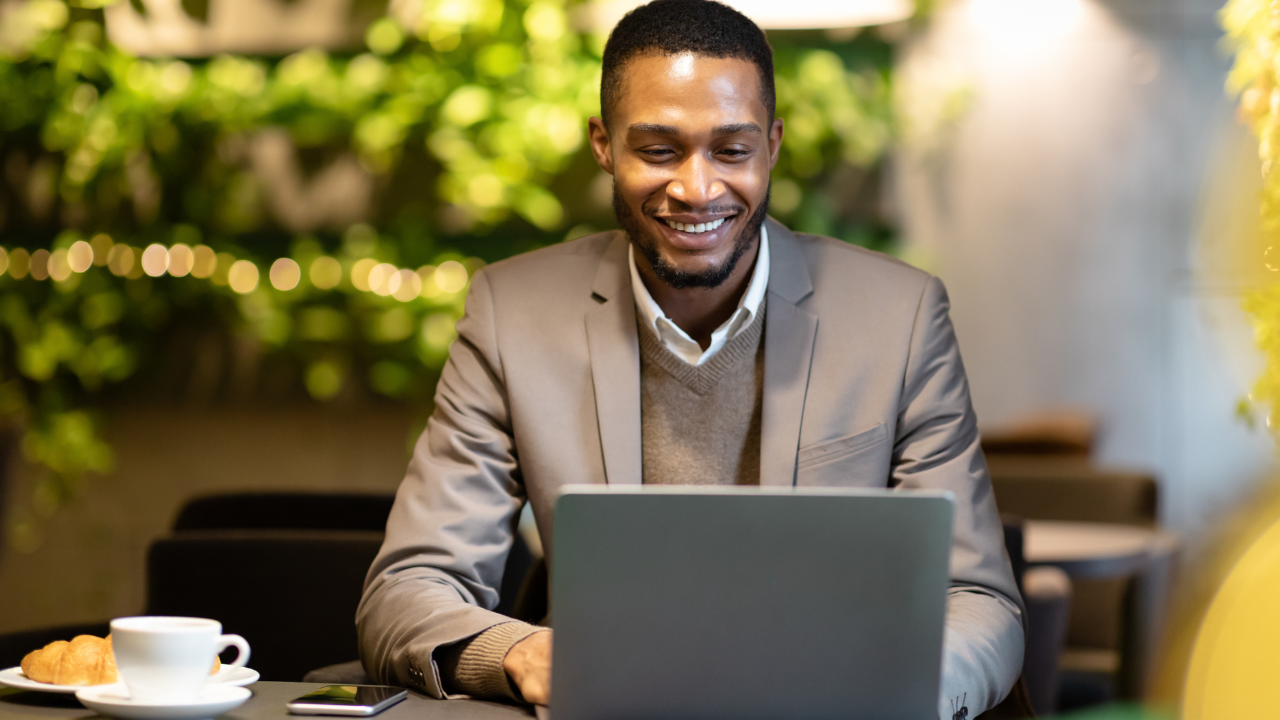 How to Build a Successful Freelancing Career: Skills, Strategy & Business Plan