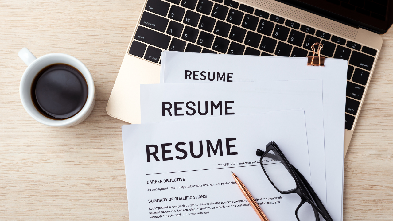 How to Write a Resume That Gets Interviews and Impresses Employers