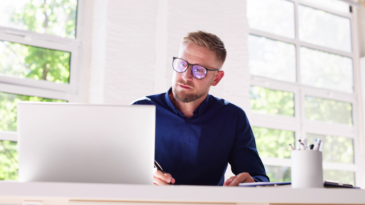 Latest Trends in Online Training and E-Learning: What's Changing Workforce Education?