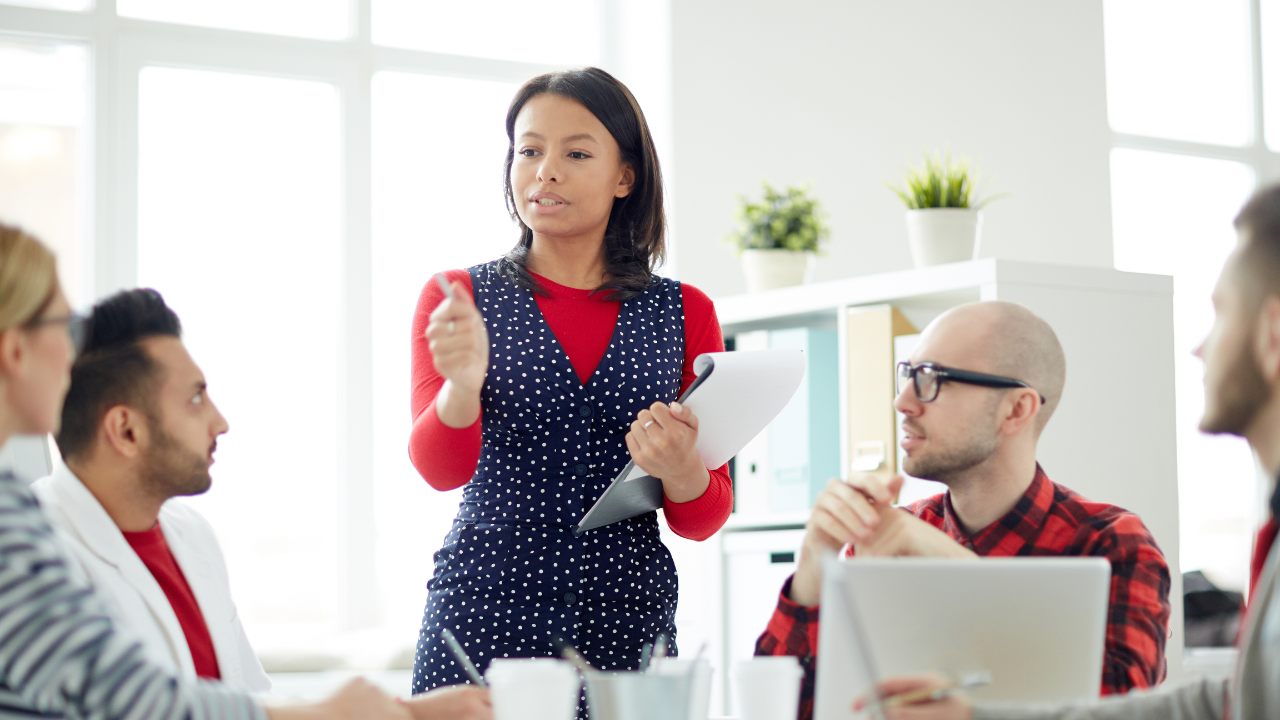 Management Skills for New Managers: How to Lead with Confidence and Build High-Performing Teams