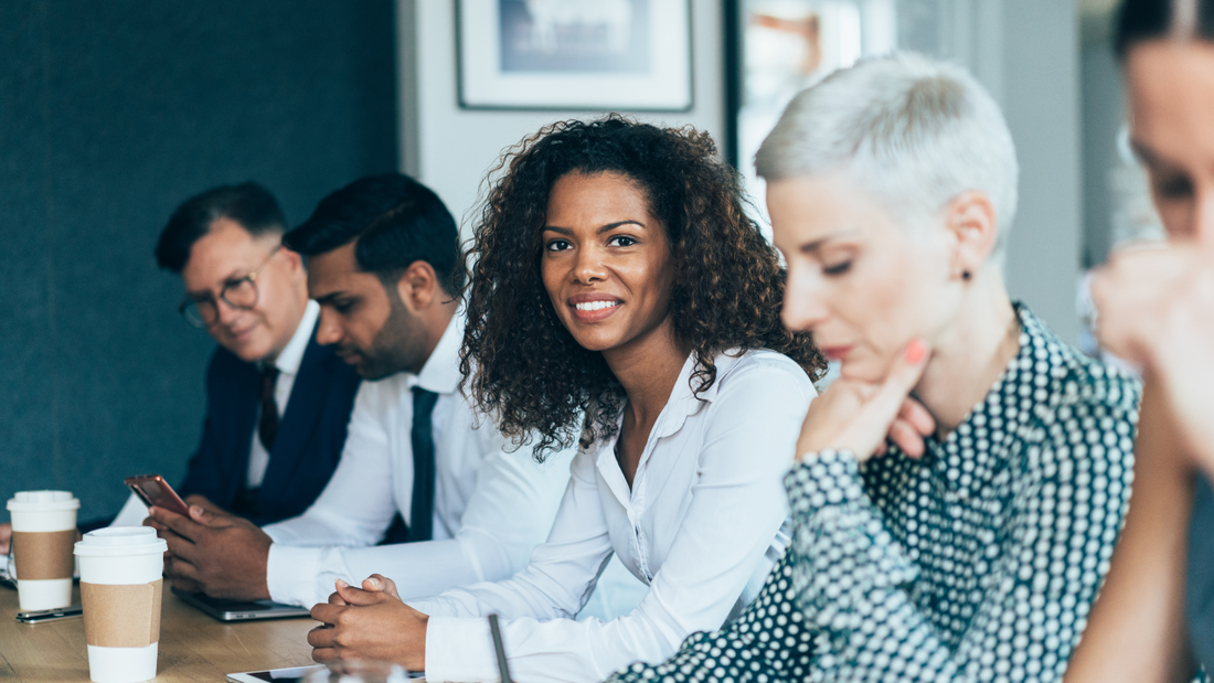 Meeting Etiquette Tips for Professionals: The Dos and Don'ts