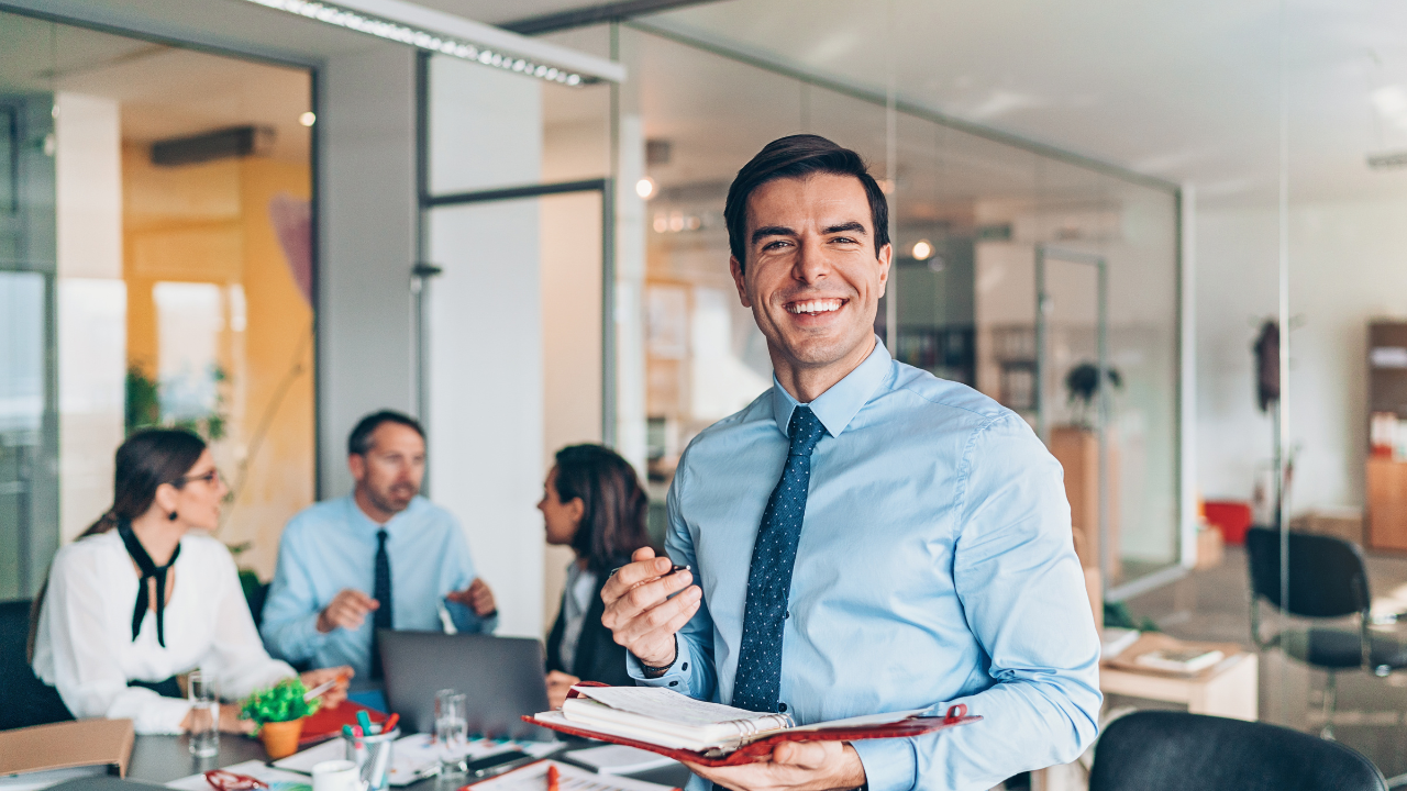 New Manager’s Playbook: Essential Skills to Lead Teams and Drive Results